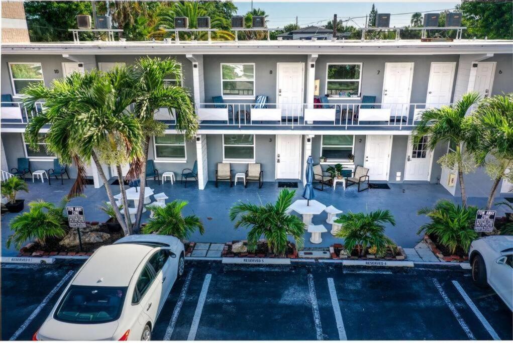 סיינט פיט ביץ' Sunset Beach Suites At Madeira Beach! Pet Friendly With Summer Breezes! - Suite 6 מראה חיצוני תמונה